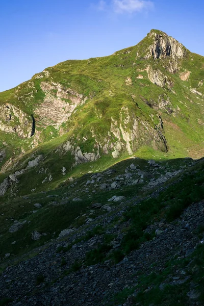 Matahari Terbit Pegunungan Fagaras Lanskap Gunung Rumania Dengan Puncak Tinggi — Stok Foto