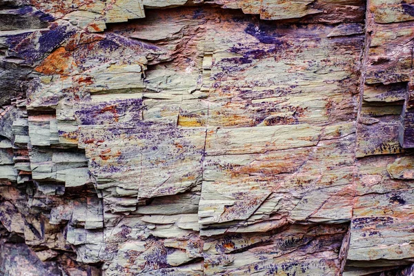 抽象的多色石层 — 图库照片