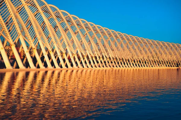 Complejo Olimpic Futurista Atenas Con Reflejos Lago Atardecer — Foto de Stock