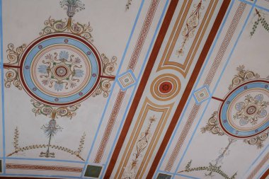 Atina, Yunanistan - 14 Şubat 2020. İlk modern olimpiyat oyunları için 1880 'lerde inşa edilen görkemli salon şimdi bir konferans merkezi olarak kullanılıyor..