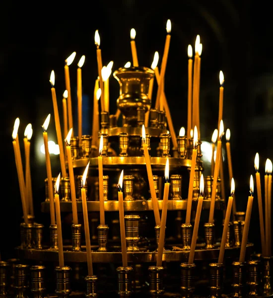 Blick Auf Kerzen Einer Klassisch Orthodoxen Kirche — Stockfoto