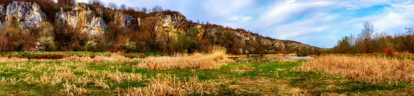 保加利亚Svalenika区Malki Lom河Rusenski Lom国家公园全景 — 图库照片