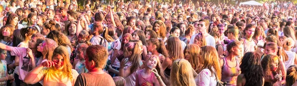 Stadt Russe Bulgarien Juni 2017 Fröhliche Junge Leute Tanzen Und — Stockfoto