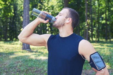 Susuzluk allaying atlet