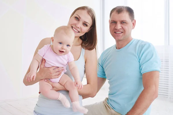 Happy family, mother holding baby — Stock Photo, Image