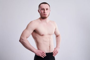 Studio güçlü bir adam