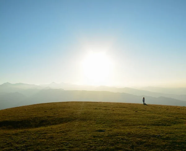 Sérénité et solitude dans les montagnes — Photo