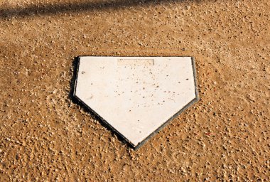 Ev plaka üzerinde bir softball kir alan