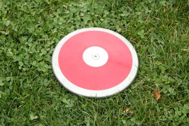 Kızlar 1k lise Discus