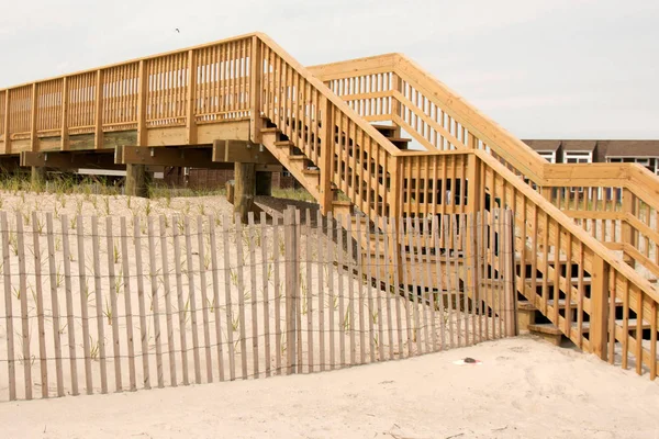 Escadas sobre as dunas em Fire Island — Fotografia de Stock