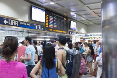 Ne tren takip görmek için izliyor üzerinde olacak