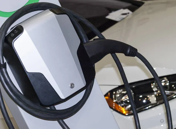 Elektrikli araçlar için şarj