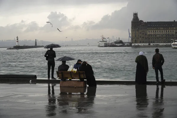 Стамбул Турция Марта 2018 Года День Дождя Побережье Стамбула Кадикой — стоковое фото