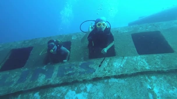 Antalya Turkije Augustus 2019 Duikers Hebben Plezier Onder Water Een — Stockvideo