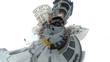 İstanbul Sirkeci 360 Derece 'de Küçük Gezegen ve Hiper Hata