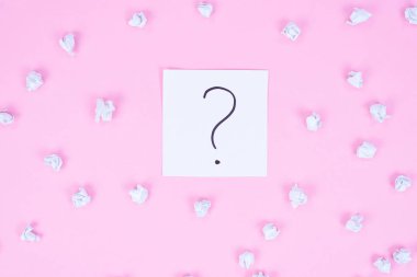 Soruşturma konsepti. Yakın plan, düz açılı stüdyo fotoğrafı.