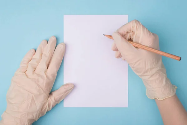 Gesneden Close Eerste Persoon Bekijk Foto Van Handen Beschermende Witte — Stockfoto