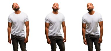 Uykulu ifade, çok çalıştırılıyordu ve yorgun ile sakallı Afrikalı-Amerikalı adam