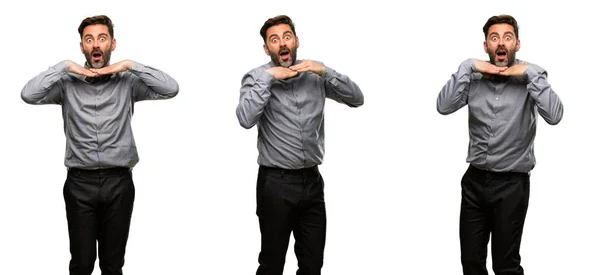 Hombre Mediana Edad Con Barba Pajarita Feliz Sorprendido Animando Expresando — Foto de Stock