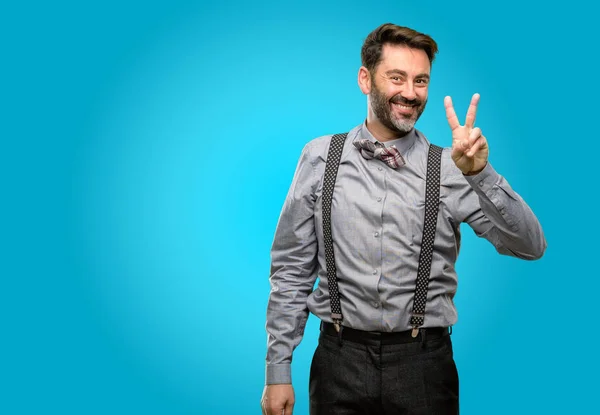 Hombre Mediana Edad Con Barba Pajarita Levantando Los Dedos Número —  Fotos de Stock