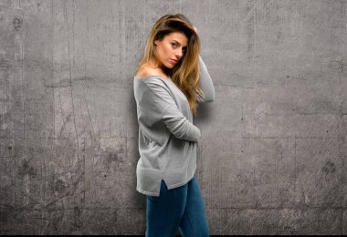 genç güzel kadın poz