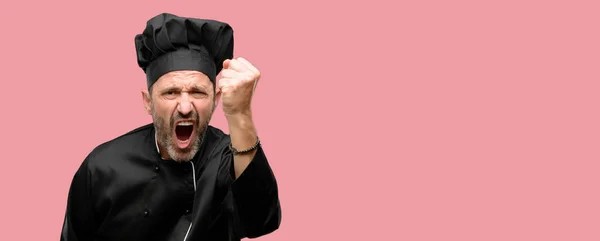 Homme Cuisinier Senior Coiffé Chapeau Chef Irrité Colère Exprimant Une — Photo