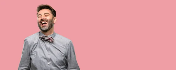 Homem Meia Idade Com Barba Gravata Borboleta Confiante Feliz Com — Fotografia de Stock
