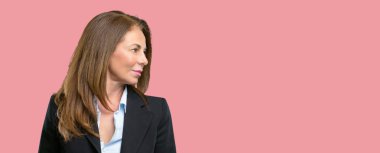 Orta yaş iş kadın yan görünüm portre