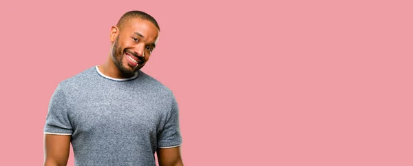 Homem Afro Americano Com Barba Confiante Feliz Com Grande Sorriso — Fotografia de Stock