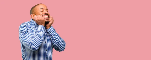 Africano Americano Homem Com Barba Confiante Feliz Com Grande Sorriso — Fotografia de Stock