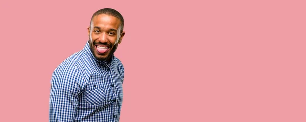 African American Man Met Baard Uitsteken Van Tong Camera Bij — Stockfoto