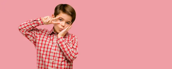 Handsome Toddler Child Green Eyes Looking Camera Fingers Victory Gesture — Stock Photo, Image