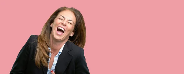 Wanita Bisnis Usia Menengah Percaya Diri Dan Bahagia Dengan Senyum — Stok Foto