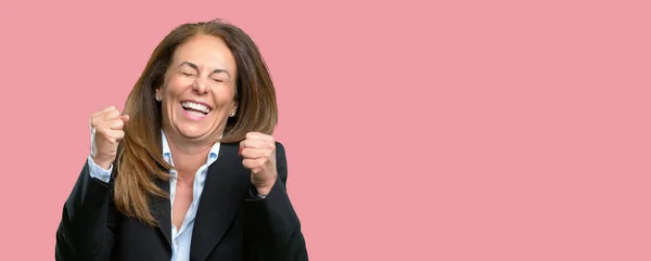 Middle Age Business Woman Happy Surprised Cheering Expressing Wow Gesture — Stock Photo, Image