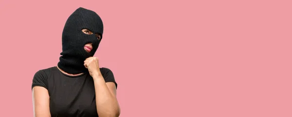 Inbreker Terroristische Vrouw Dragen Balaclava Ski Mask Denken Het Opzoeken — Stockfoto