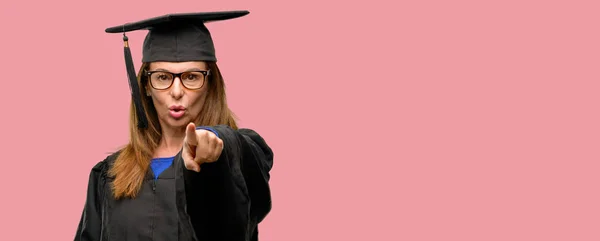 Senior Graduate Student Woman Pointing Front Finger — Stock Photo, Image