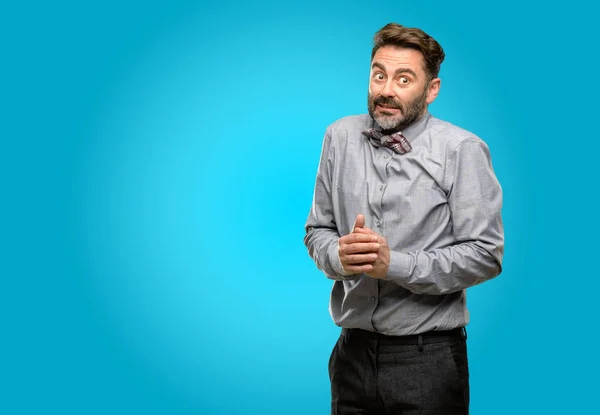 Homem Meia Idade Com Barba Gravata Borboleta Confiante Feliz Com — Fotografia de Stock