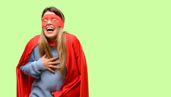 Genç Süper Kadın Kendinden Emin Mutlu Bir Büyük Doğal Gülümseme — Stok fotoğraf