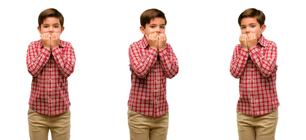 Beau Petit Enfant Aux Yeux Verts Terrifié Nerveux Exprimant Anxiété — Photo