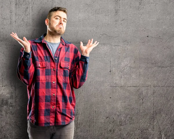 Joven Hombre Guapo Duda Expresión Confundir Maravilla Concepto Incierto Futuro —  Fotos de Stock