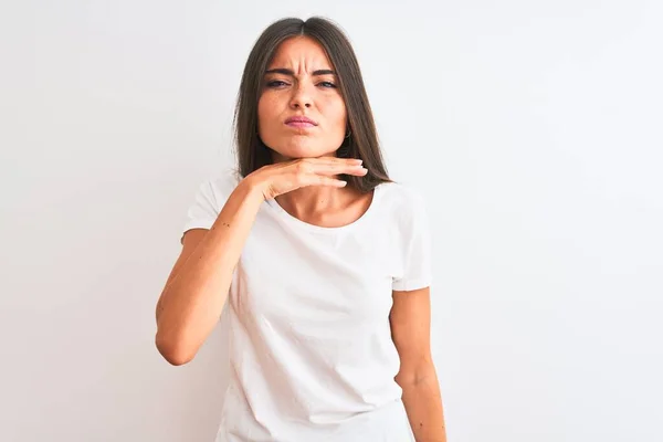 Jovem Mulher Bonita Vestindo Camiseta Casual Sobre Fundo Branco Isolado — Fotografia de Stock