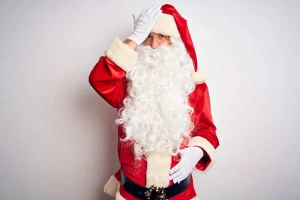 Hombre Guapo Mediana Edad Con Traje Santa Pie Sobre Fondo —  Fotos de Stock