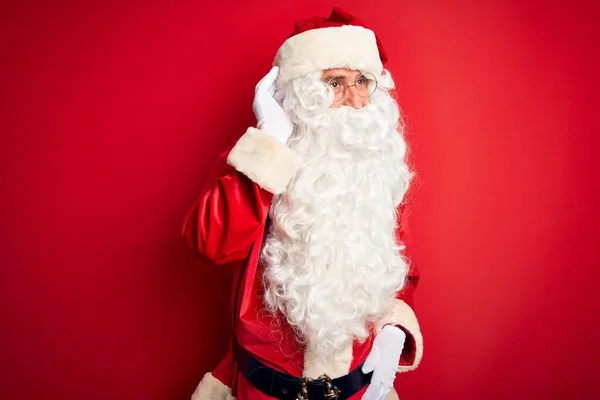 Hombre Guapo Mediana Edad Con Traje Santa Claus Parado Sobre —  Fotos de Stock