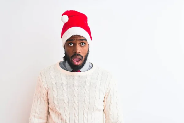 Jovem Afro Americano Vestindo Chapéu Natal Santa Sobre Fundo Branco — Fotografia de Stock