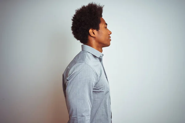 Jonge Afro Amerikaanse Man Met Afro Haar Dragen Grijs Shirt — Stockfoto
