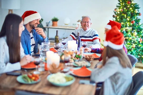 Beautiful Family Wearing Santa Claus Hat Meeting Smiling Happy Confident — Stock Photo, Image