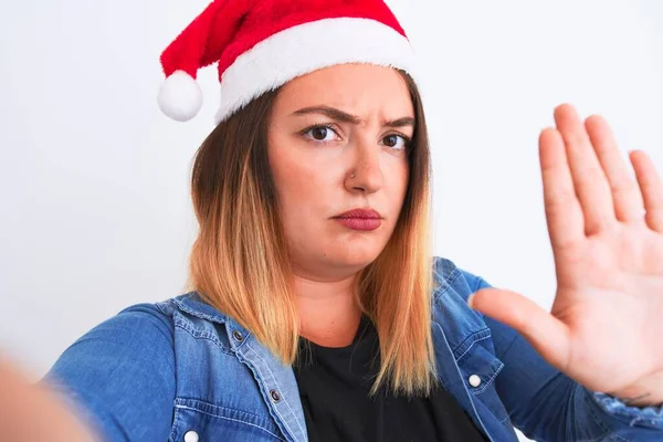 Bella Donna Che Indossa Cappello Natale Santa Fare Selfie Sfondo — Foto Stock