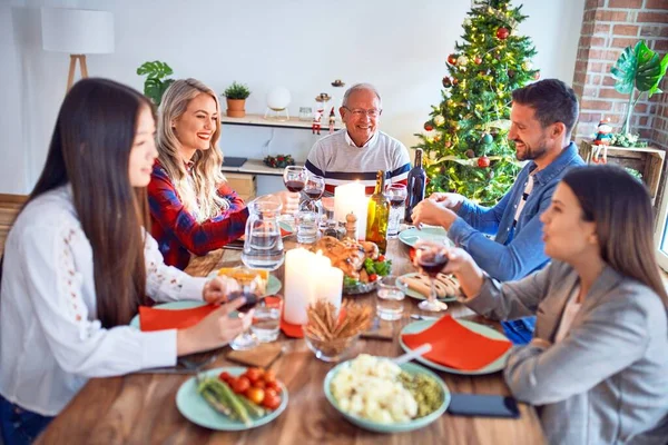 Beautiful Family Meeting Smiling Happy Confident Eating Roasted Turkey Celebrating — Stock Photo, Image