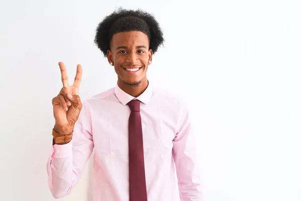 Młody Afrykański Biznesmen Ubrany Krawat Stojący Nad Odizolowanym Białym Tłem — Zdjęcie stockowe