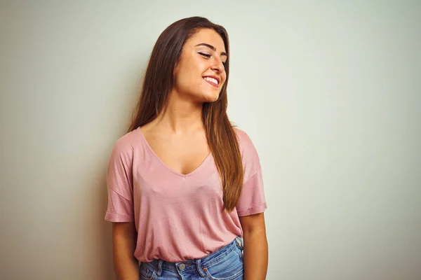 Ung Vacker Kvinna Klädd Casual Shirt Stående Över Isolerad Vit — Stockfoto